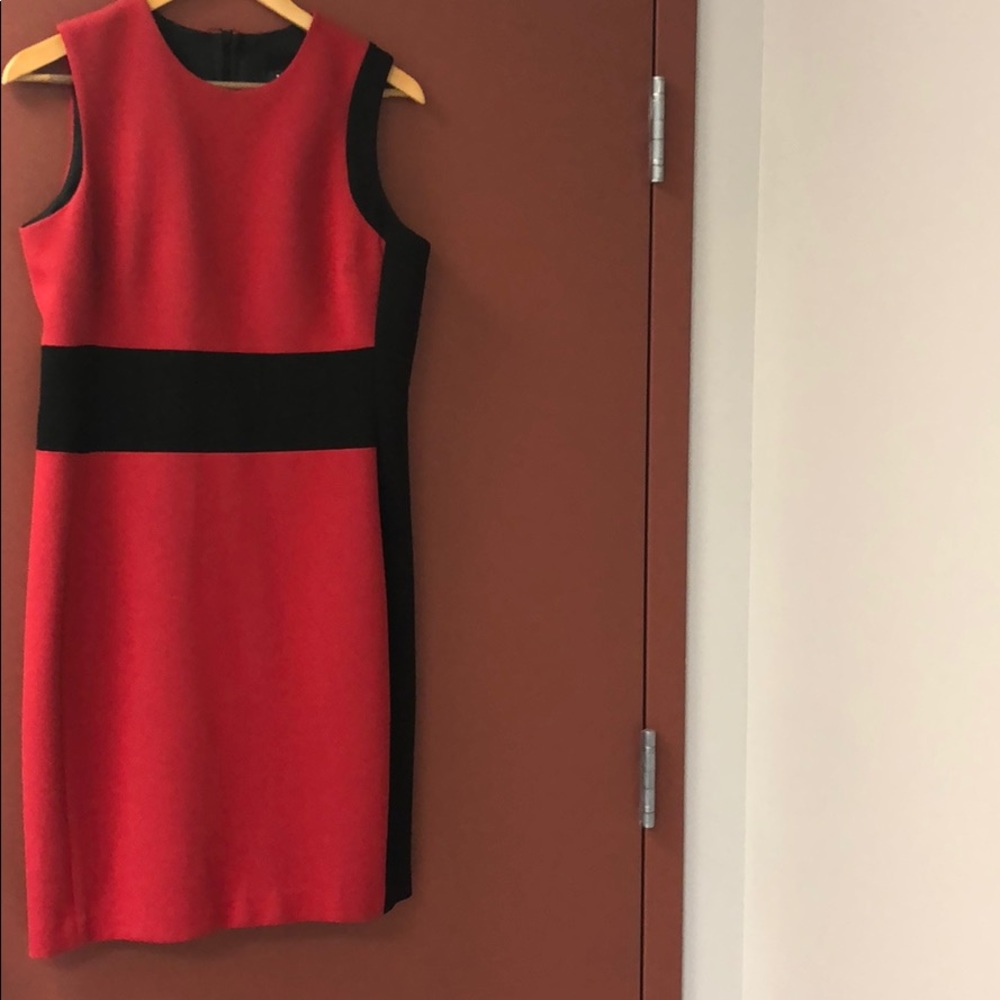 Dress - Picture 3 of 3